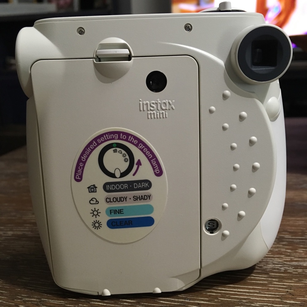 Instax - Picture 2 of 6